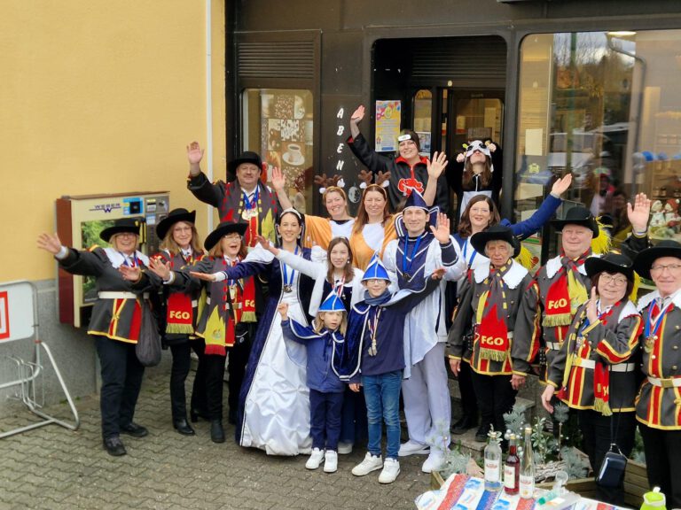 Obertiefenbacher Prinzen-Familie in Jungs Backstube